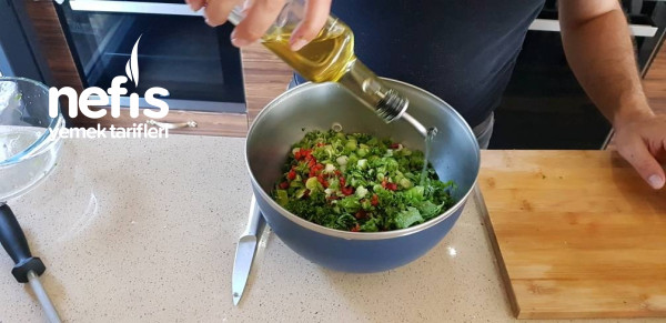Erikli Bademli Yeşil Salata (Diyet Salata)