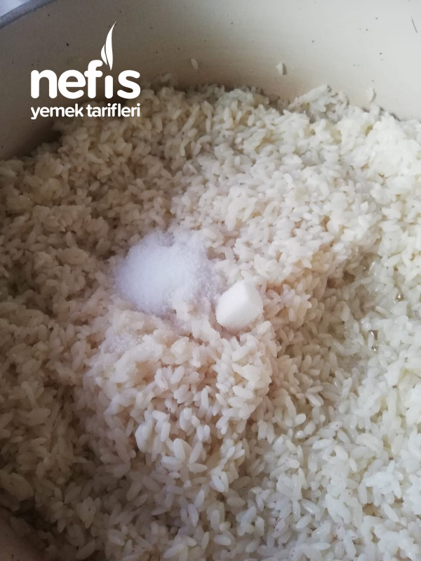Havuçlu Bezelyeli Pirinç Pilavı