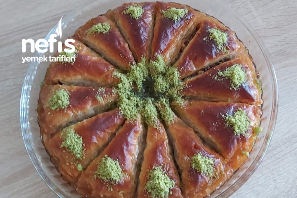 Hazır Yufkadan Havuç Dilimi Baklava (Videolu) Tarifi