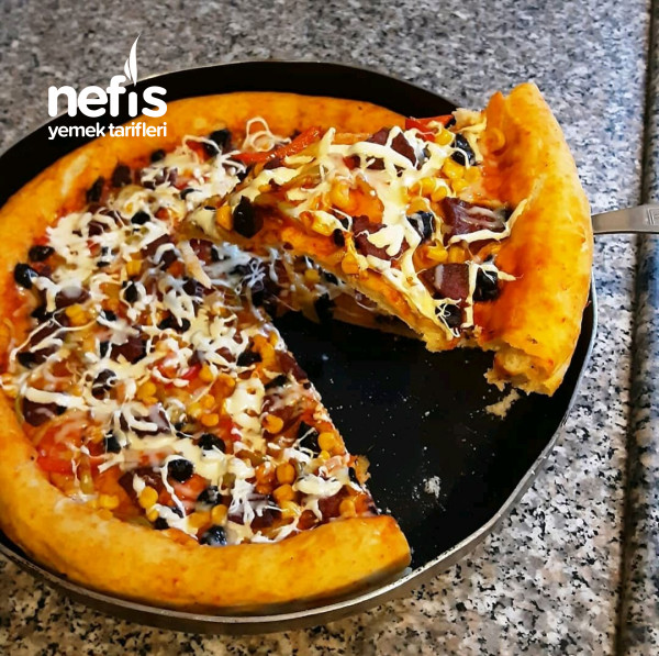 Ev Yapımı Pizza