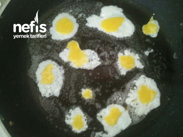 Yumurta Sevmeyen Afacanlara Tek Lokmalık Bebek Omlet