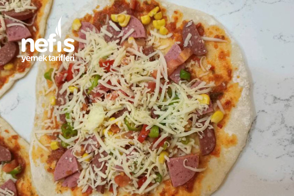 Dondurucuya Koymak İçin Katkısız Pizza Tarifi