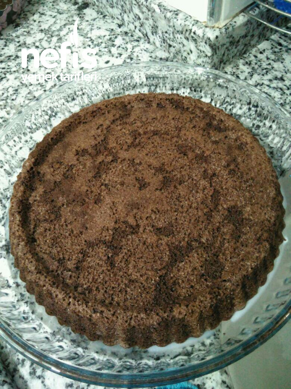 Karamelli Tart Kek(çikolata İle Karamelin Eşsiz Uyumu)