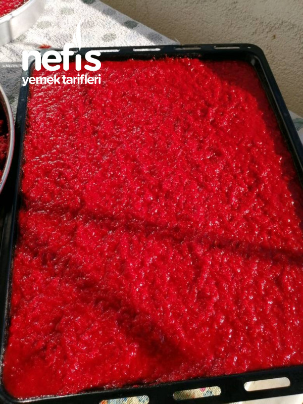 Nefis Kırmızı Biber Salçası