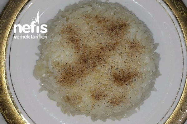 Pirinç Pilavı (Tavuk Suyu ile)