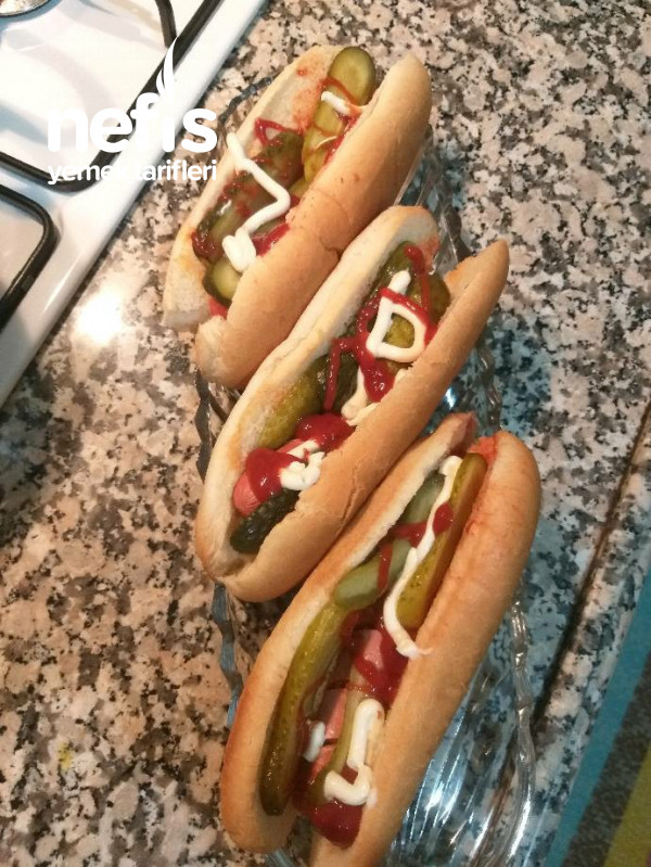 Hot Dog (Sosisli Sandvic)