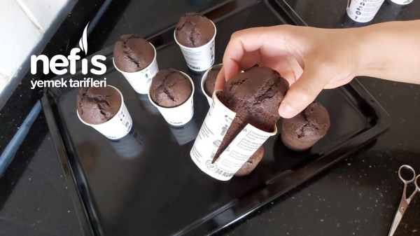 Karton Bardakta Kek Yapımı/ Çikolata Soslu Kek ( Videolu )