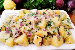 Patates Salatası (Farklı Sosuyla Enfes Lezzet!!) Tarifi