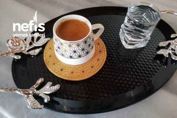 Köpüklü Türk Kahvesi