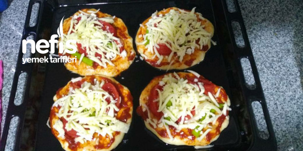 Minik Pizzalar
