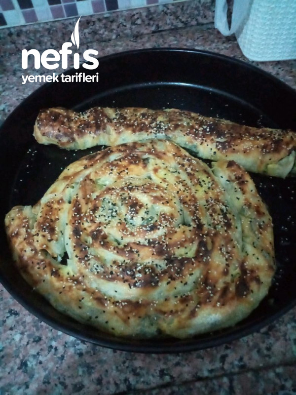 Peynirli Ispanaklı Börek