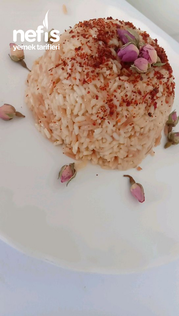 Ana Yemege Gerek Bile Kalmayacak Baharatlı Pirinç Pilavi
