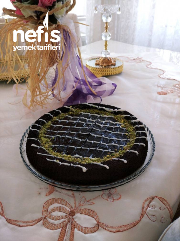Tart Kalıbında Bol Çikolatalı Kek Bu Nasıl Yapılır?