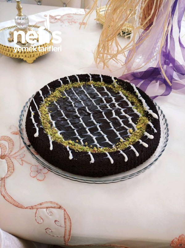 Tart Kalıbında Bol Çikolatalı Kek Bu Nasıl Yapılır?