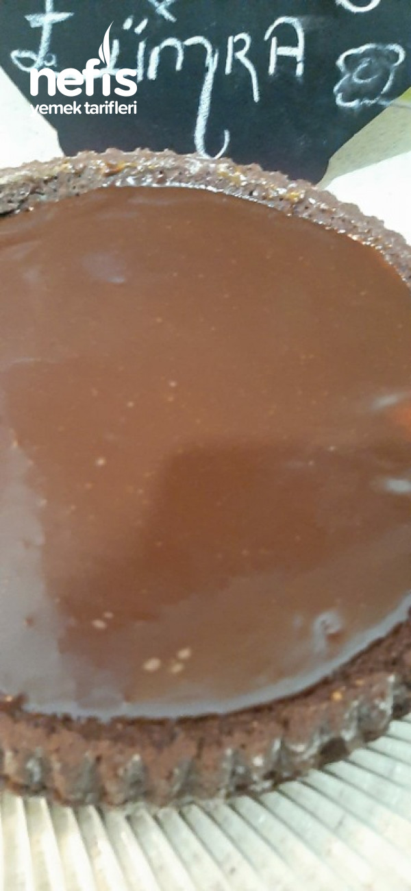 Damak Şenlendiren Karamelli Çikolatalı Tart Kek