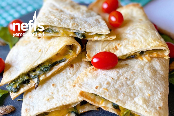 Fırında Ispanaklı Quesadilla (Bir Nevi Kolay Gözleme)