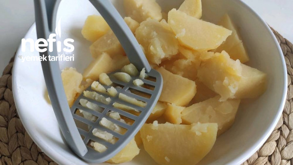Lezzeti Olay! Kahvaltılık Çıtır Patates Topları (Videolu)