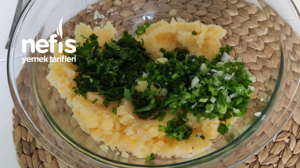 Lezzeti Olay! Kahvaltılık Çıtır Patates Topları (Videolu)