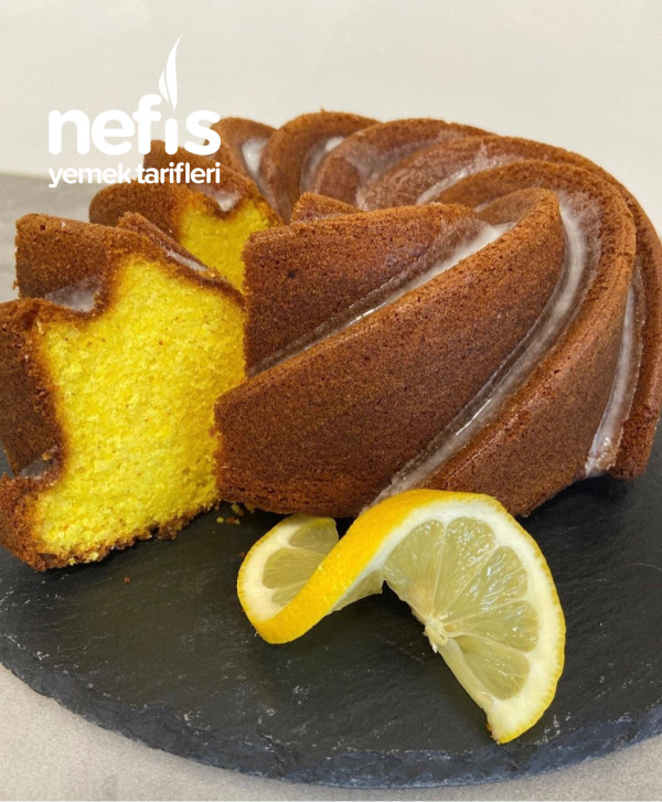 Mis Kokulu Limonlu Kek (Zerdeçal Sarı Renk Vermesi İçin, Hiç Tadını Bozmuyor)
