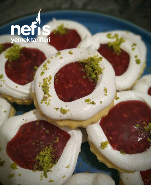 Merengli Frambuazlı Kurabiye Nefis Yemek Tarifleri