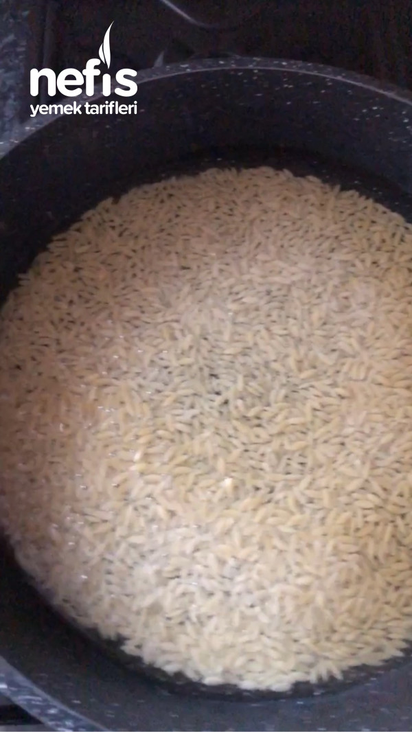 Tane tane pirinç Pilavi