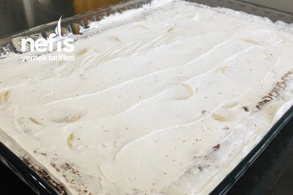 20 Kişilik Muzlu Borcam Pastası (Tadına Bayılacaksınız)