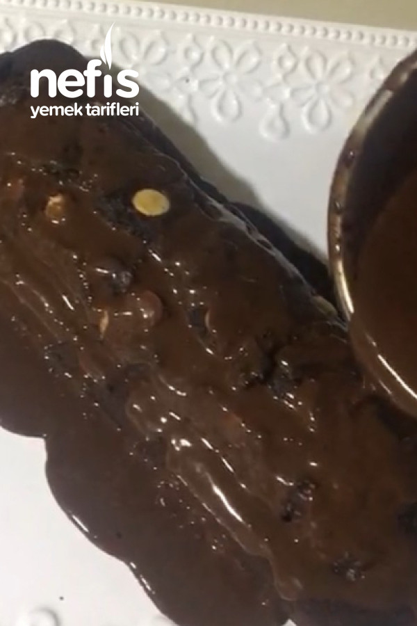 Çikolata Soslu Baton Kek