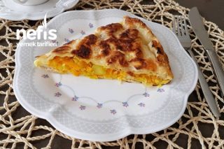 Leziz Kabaklı Havuçlu Börek Tarifi