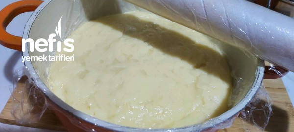 İpeksi Dokusuyla Pasta Kreması