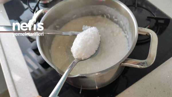 Yumuşacık bir lezzet Pirinç Lokumu (Videolu)