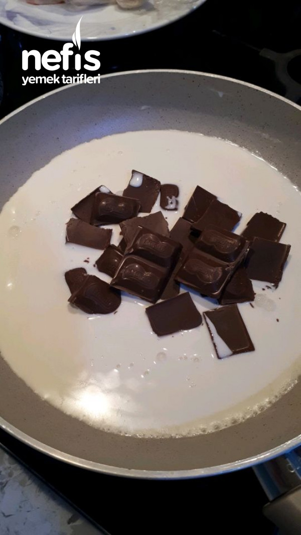 Çikolatalı Etimek Tatlısı :