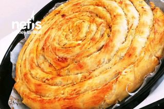 Açma Yufkayla Ispanaklı Börek Tarifi