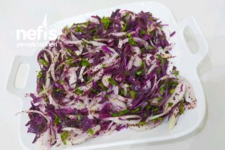 Mor Lahanalı Soğan Salatası Tarifi