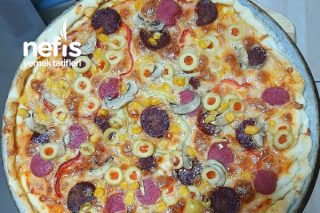 Dominos Pizza Süperos Karışık Pizza İtalyan Pizzası Tarifi