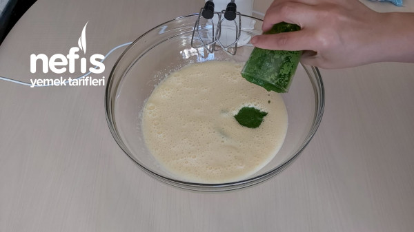 Büyük Borcamda Ispanaklı Köstebek Pasta Yapımı ( Videolu )