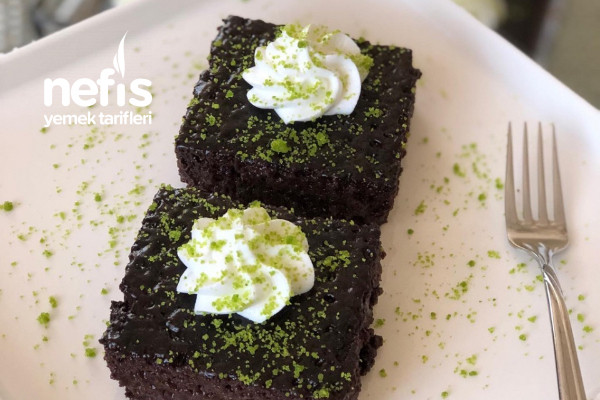 Browni Islak Kek (En Lezzetlisinden) Tarifi