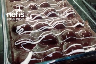 Lokma Görünümünde Çikolata Soslu Elma Topları Tarifi