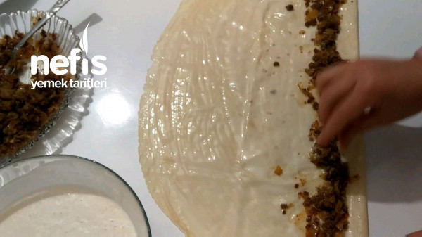 Hazır Yufkadan Çıtır Çıtır Sarıyer Böreği (Videolu Tarif)