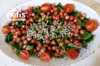 Çiğdemli Narlı Roka Salatası (Kaşık Kaşık Yedirtiyor Kendini) Tarifi