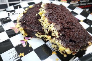 Bol Çikolatalı Nemli Kek Tarifi (Videolu)