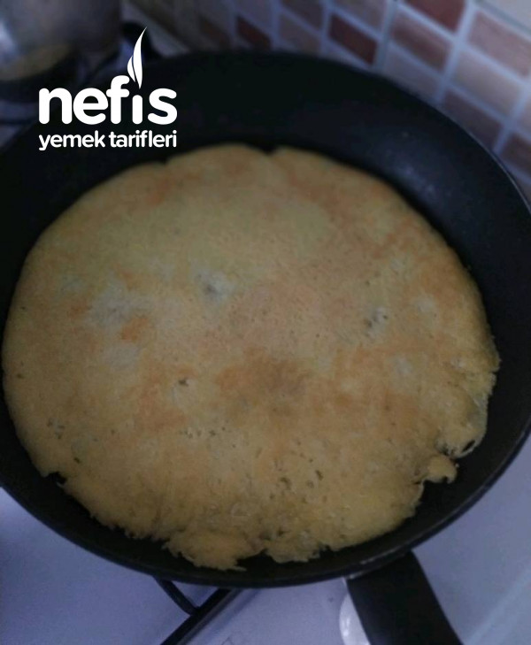 Patates Tabanlı Kahvaltı Pizzası