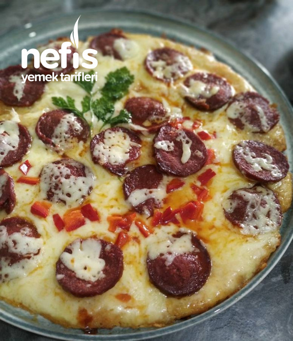 Patates Tabanlı Kahvaltı Pizzası