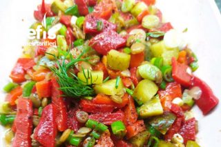 Köz Biberli Yeşil Mercimek Salatası Daha Önce Yediğiniz Salatayı Unutturacak!!! Tarifi