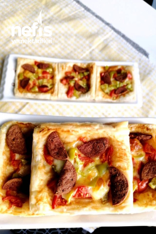 Milföy Hamurundan Mini Pizzalar