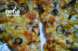 Mantarlı Sucuklu Pizza Tarifi