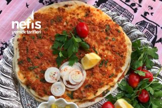 Evde Nefis Çıtır Lahmacun Tarifi