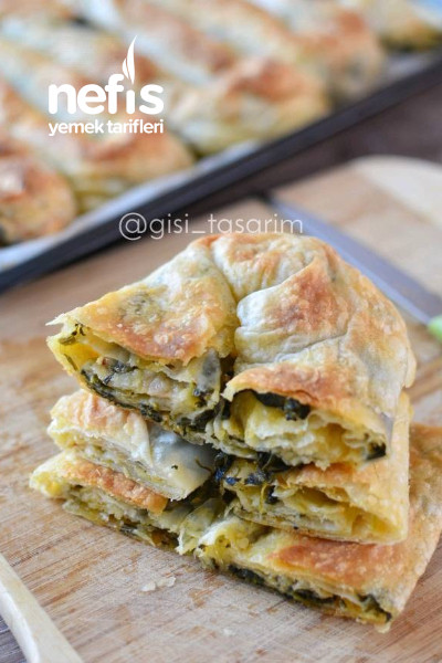 Ispanaklı Unlu Börek