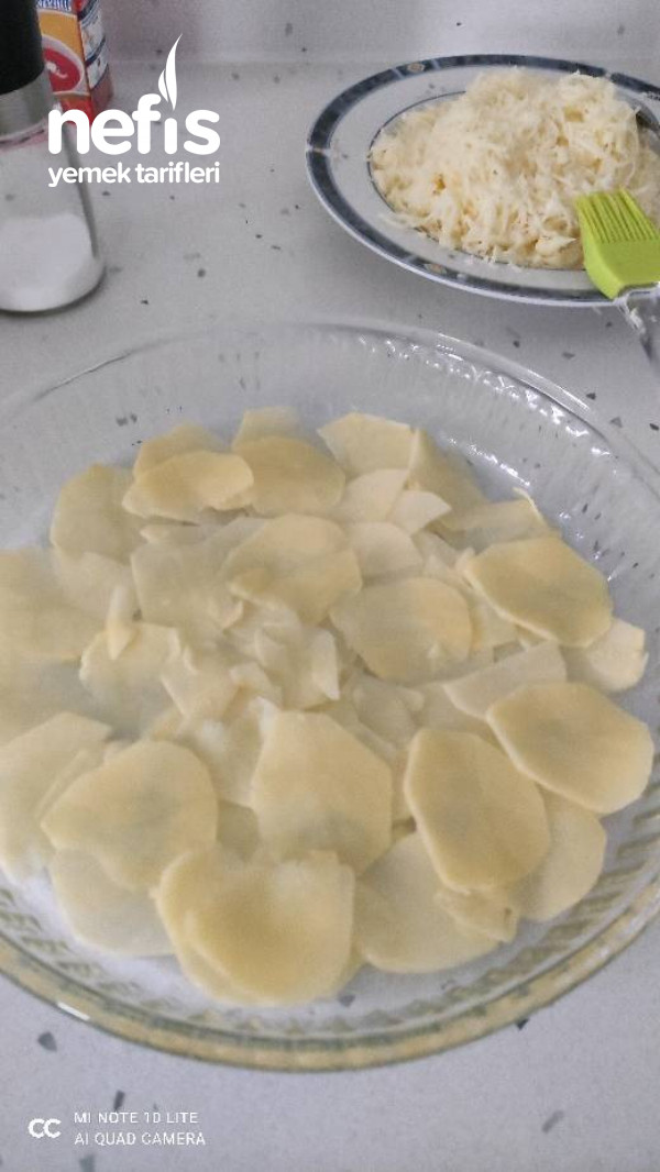 Tavuklu Patates Lazanya