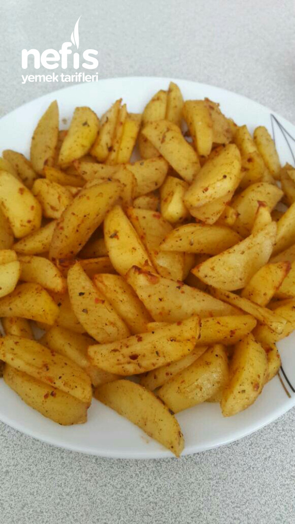 Fırında Pratik Baharatlı Patates