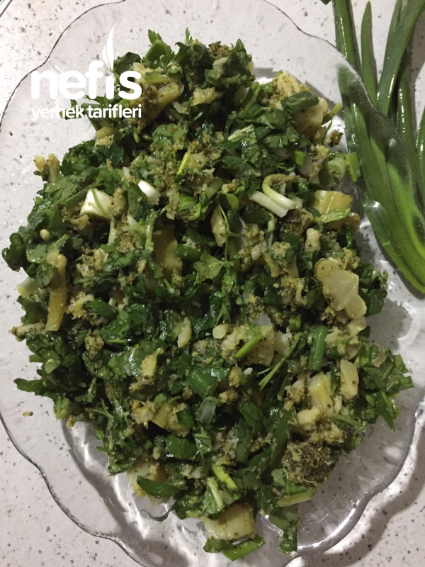 Rokalı Brokoli  Salatası